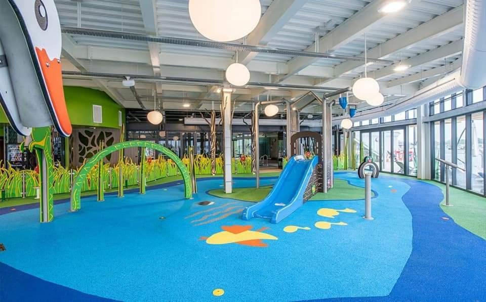 Living Easy Staycations At Tattershall Lakes 외부 사진